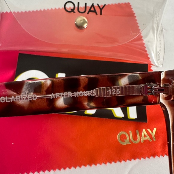 NWT Authentic Quay Australia Vivienne 126 Oversized Aviator  NWT-QUAY AUSTRALIA-SUNGLASSES